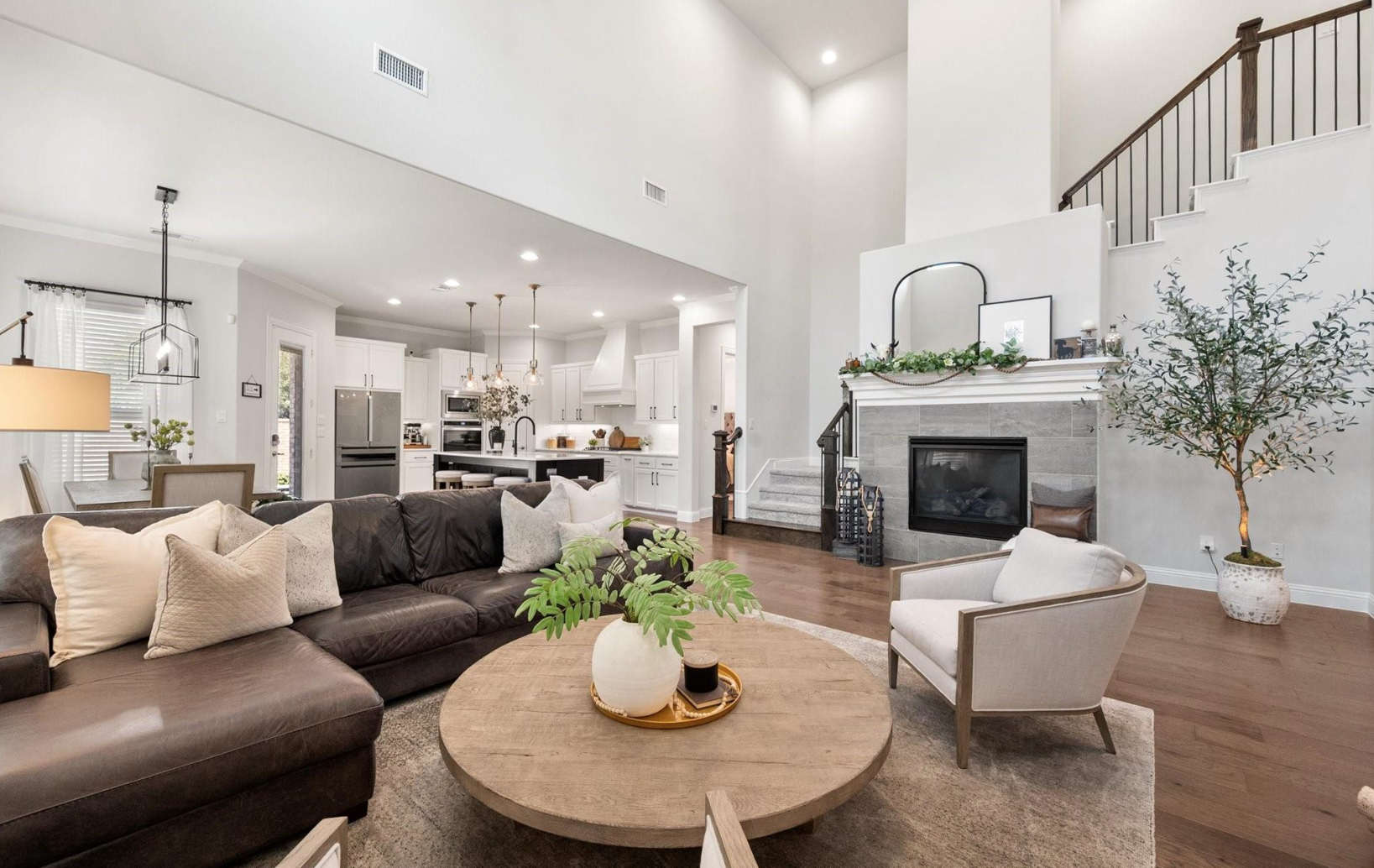 2709 Deansbrook Dr